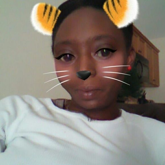 Meet your Posher, Kendra - Picture 1 of 1